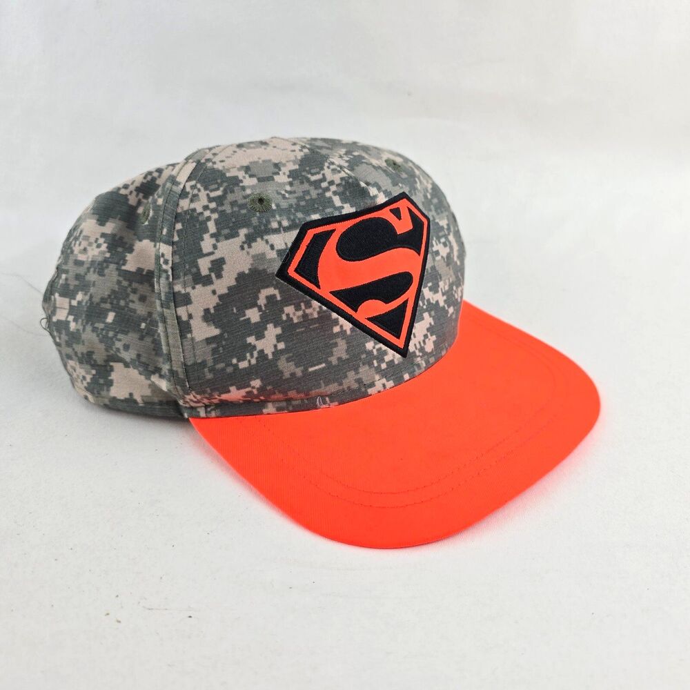 DC Comics Superman Hat Youth One Size Gray Orange Digital Camo Snapback Kids
